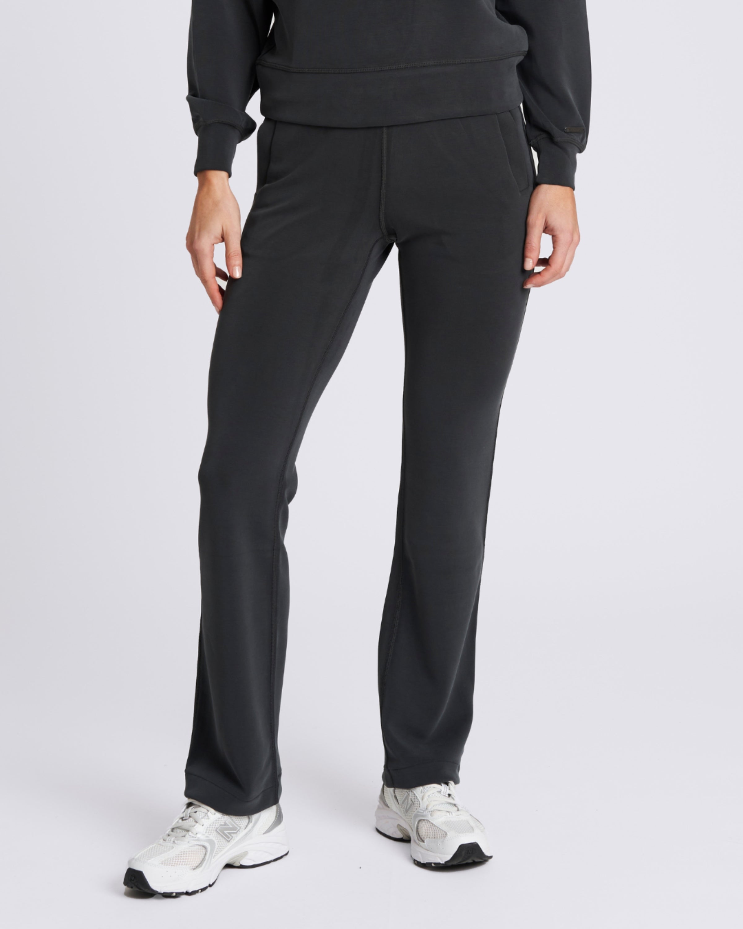 Studio UltraSoft Wide Leg Pant Black
