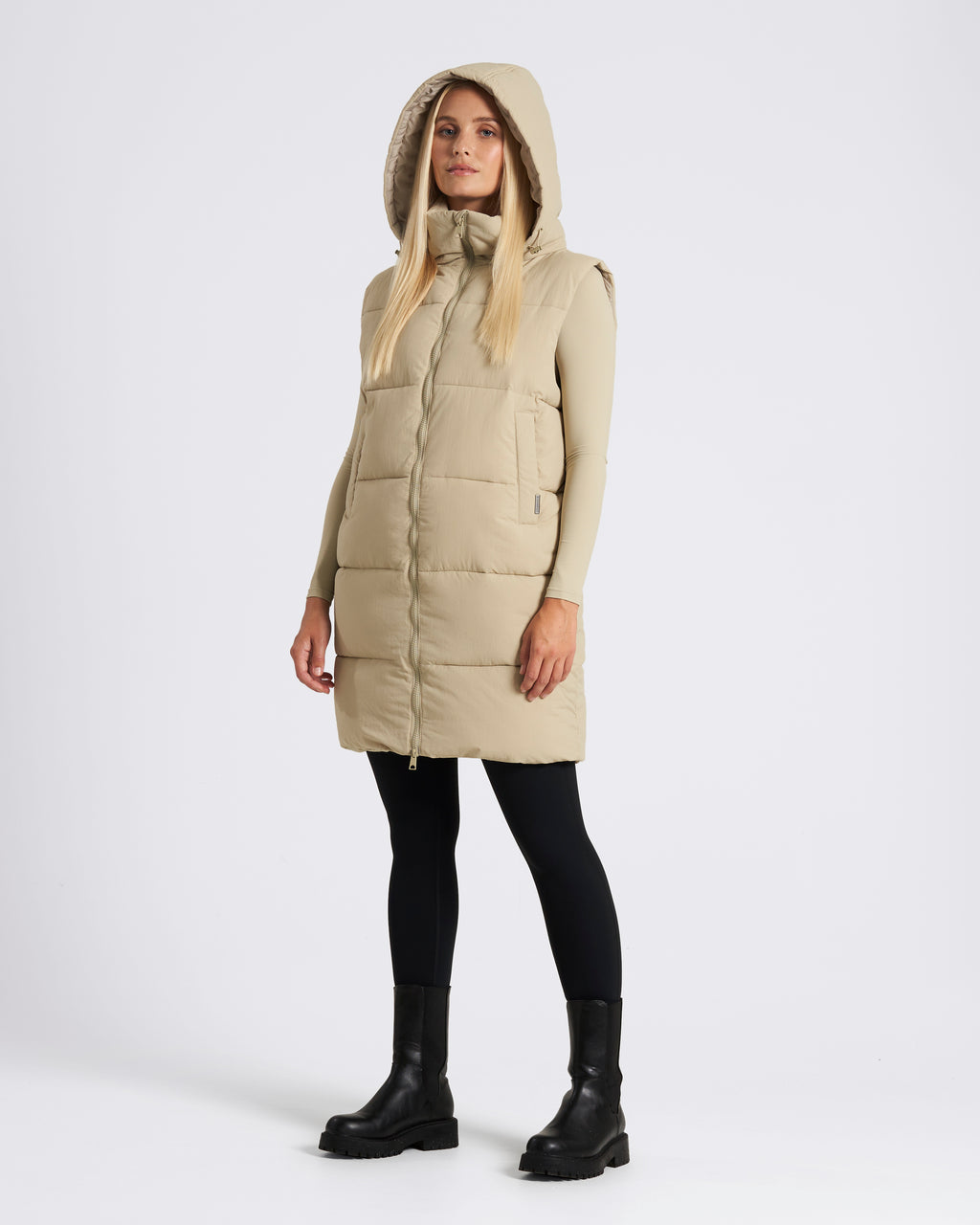 OUTSIDER Longline Baffle Gilet Beige