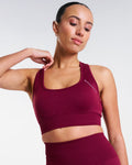 SOLID Seamless Sports Bra Cherry Lacquer