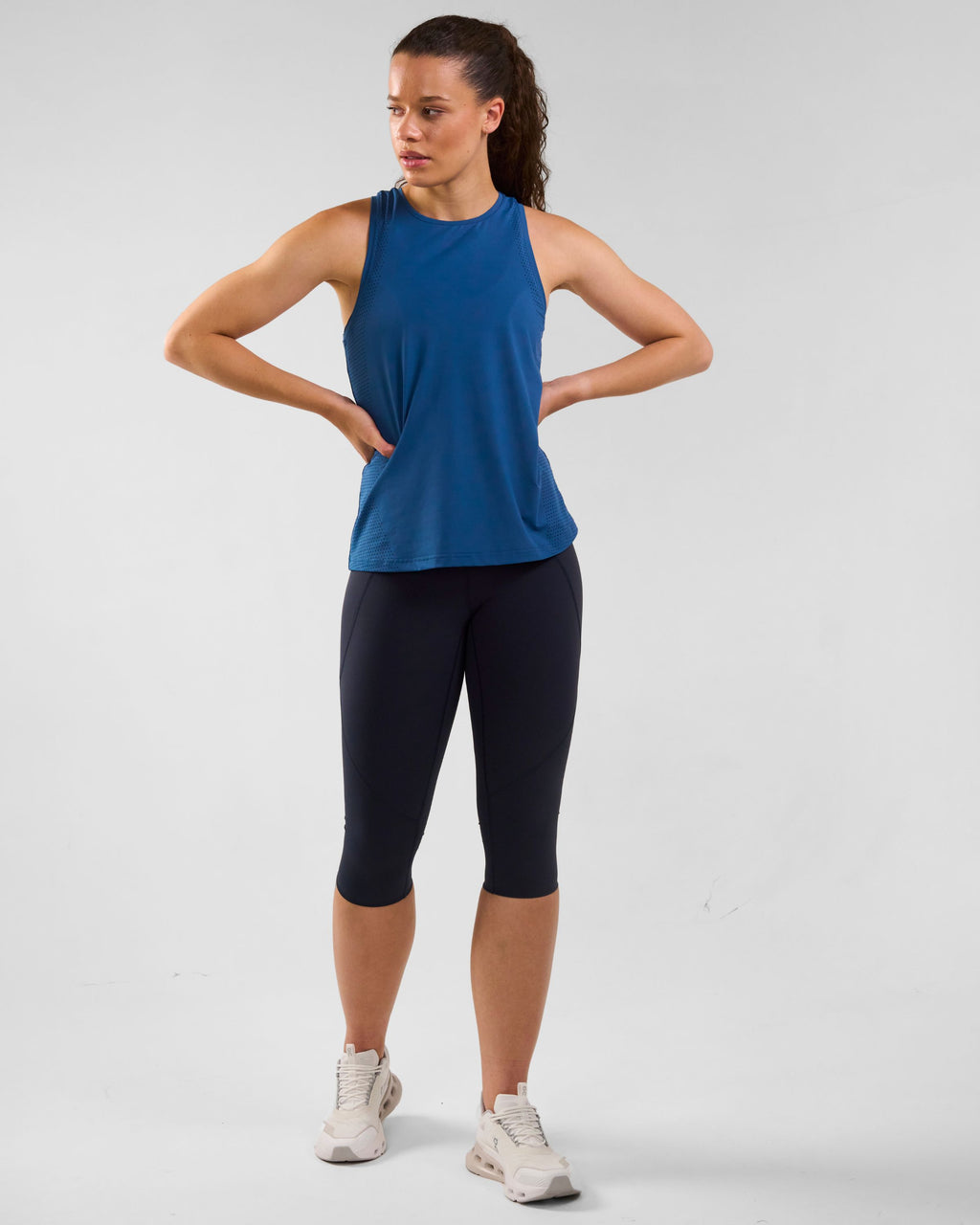 Sculpt High-Waisted Capri Leggings Outerspace Navy