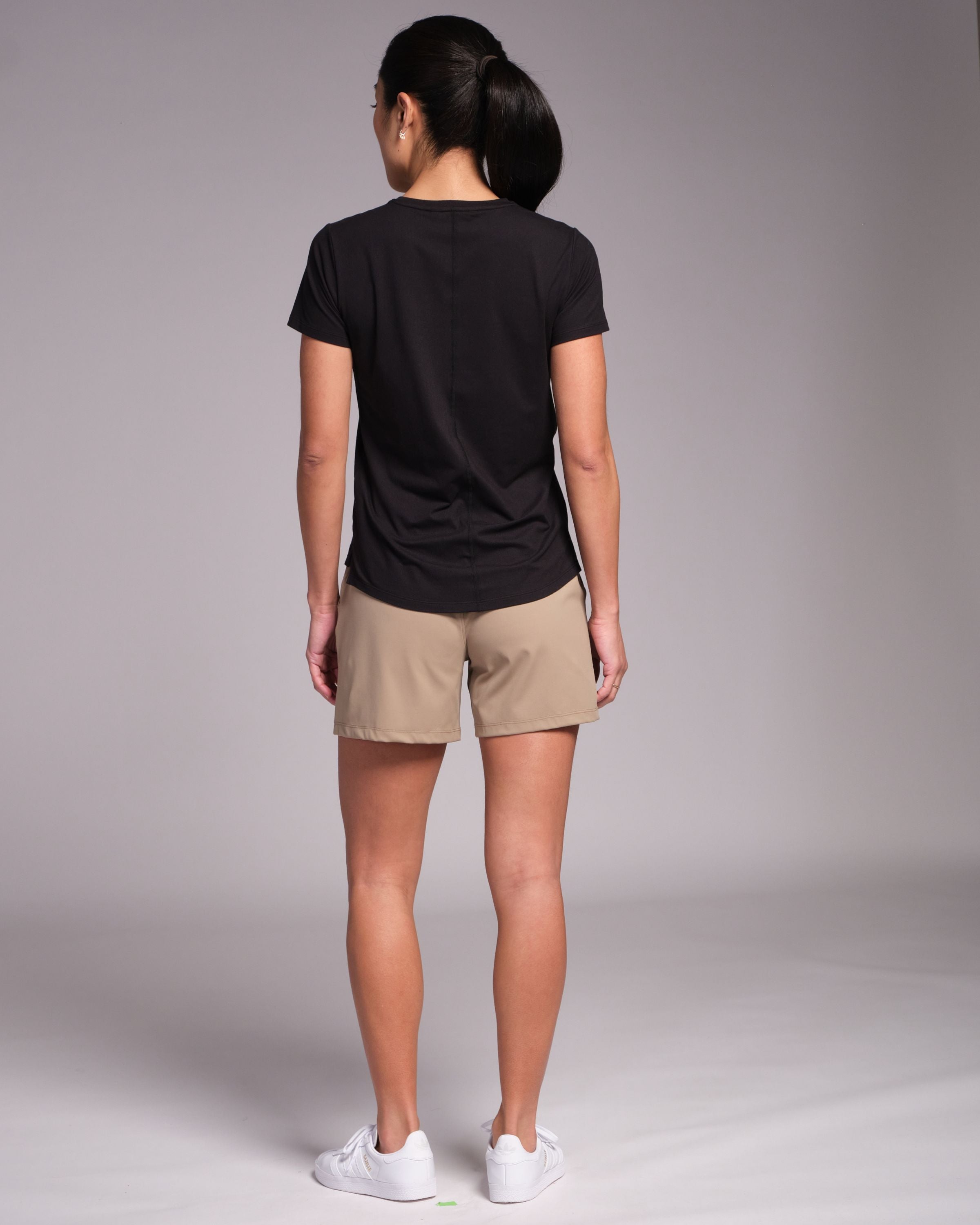 UrbanOne Shorts Sandy Taupe