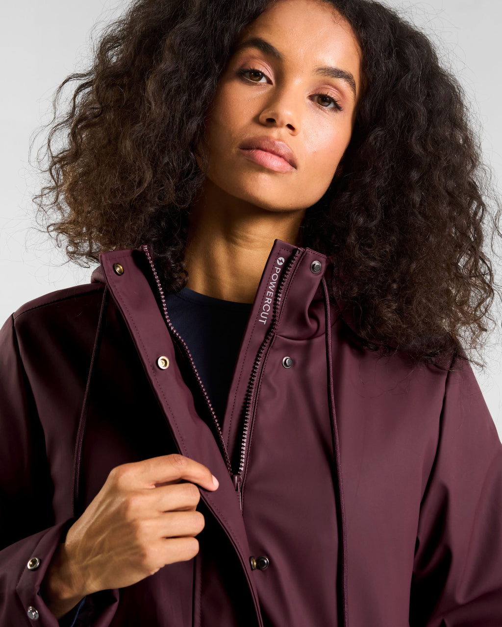 OUTSIDER Raincoat Cherry Lacquer