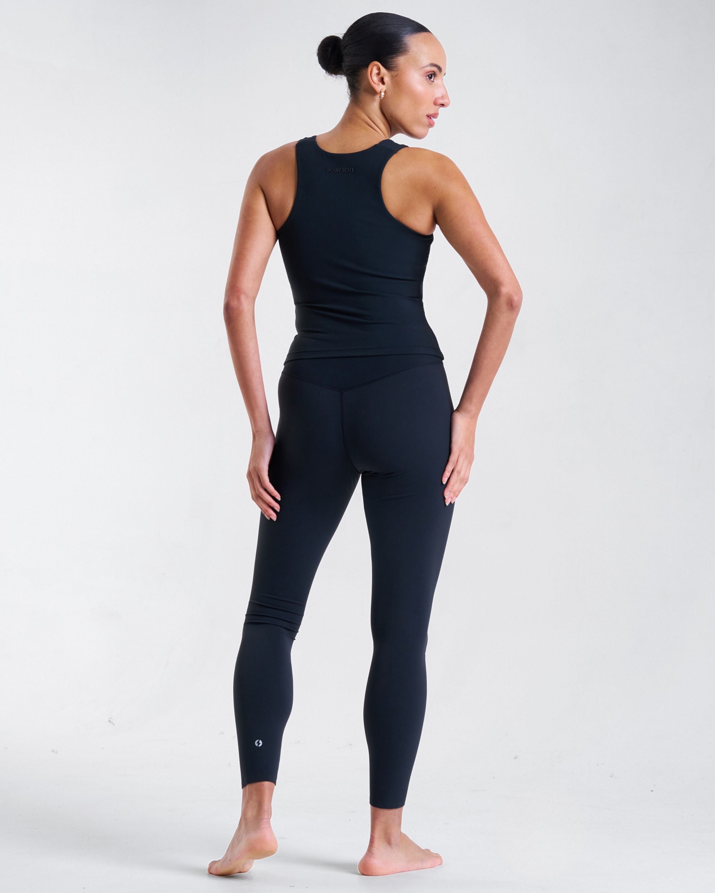 Base Fitted Tank Top Black