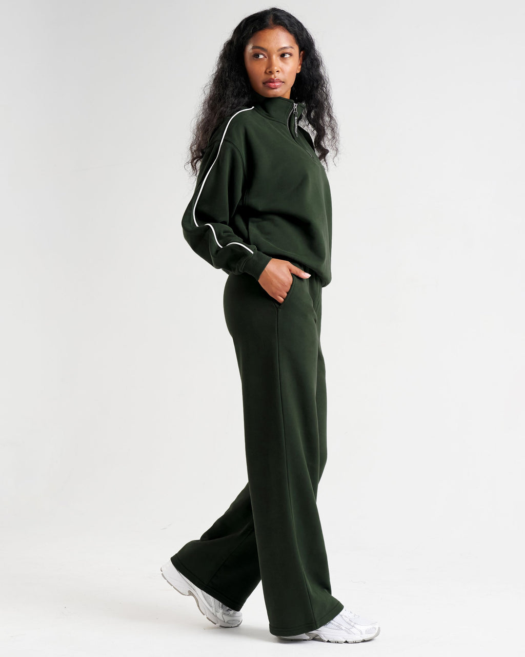 Clubhouse Relaxed Straight Leg Joggers Forest Green