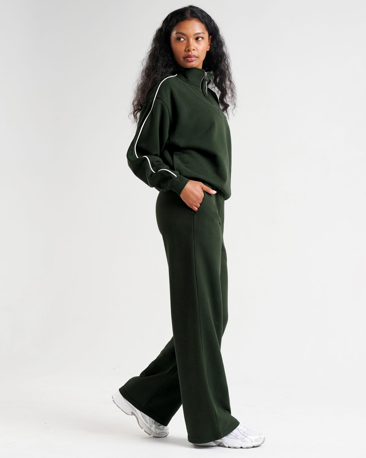 Clubhouse Relaxed Straight Leg Joggers Forest Green