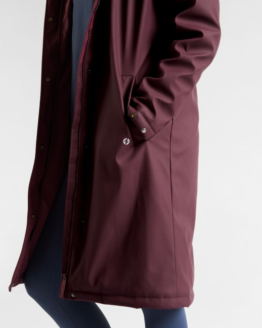 OUTSIDER Raincoat Cherry Lacquer