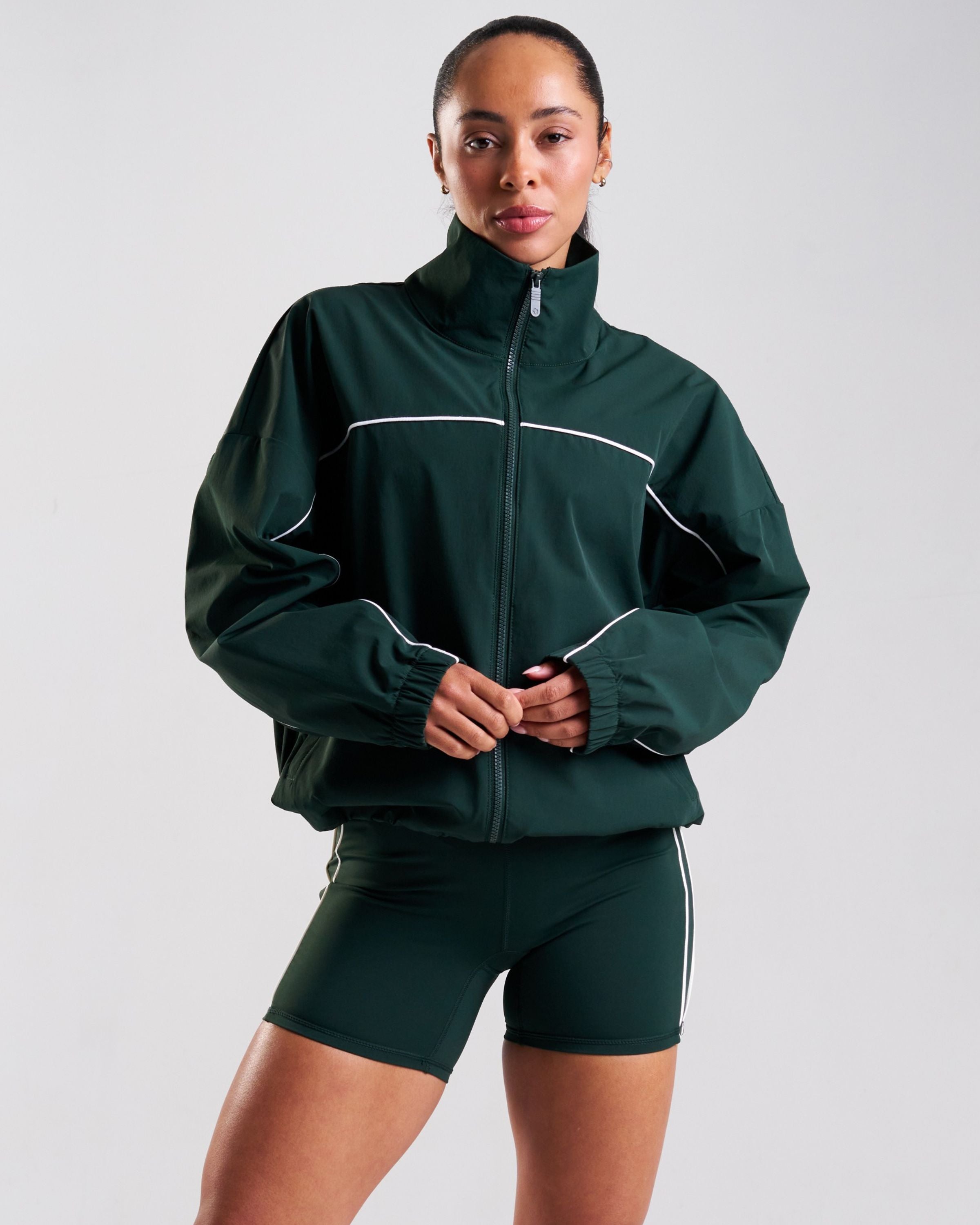 Court Piping Detail 5" Shorts Heritage Green
