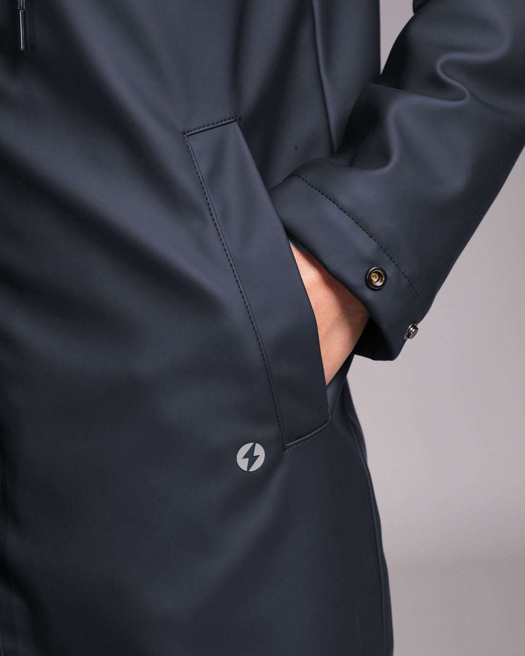 OUTSIDER Raincoat Outerspace Navy
