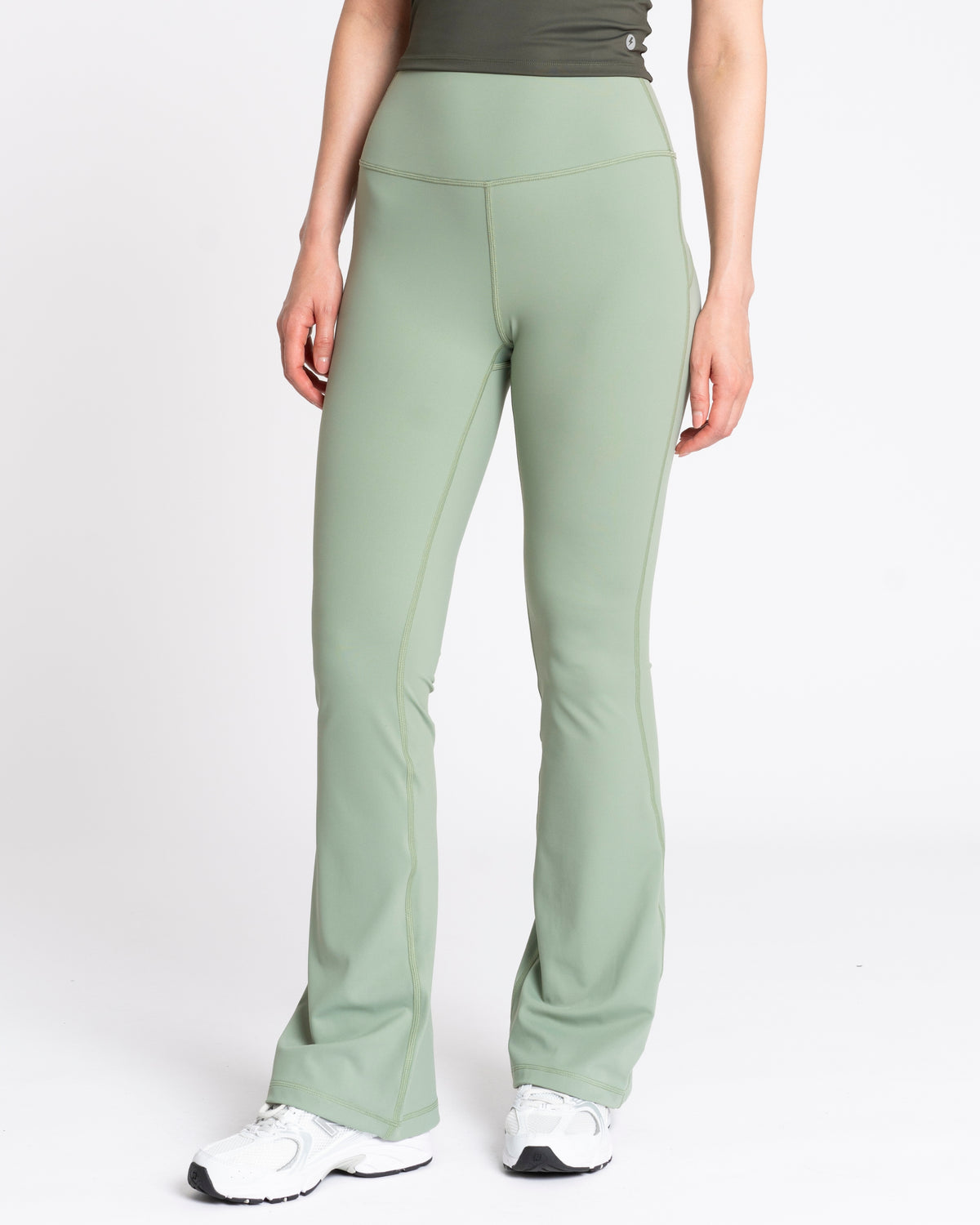 All-Day-Wear Flare Lilypad