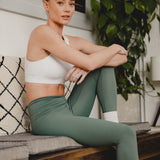 On-The-Go Leggings Embossed Sage Green