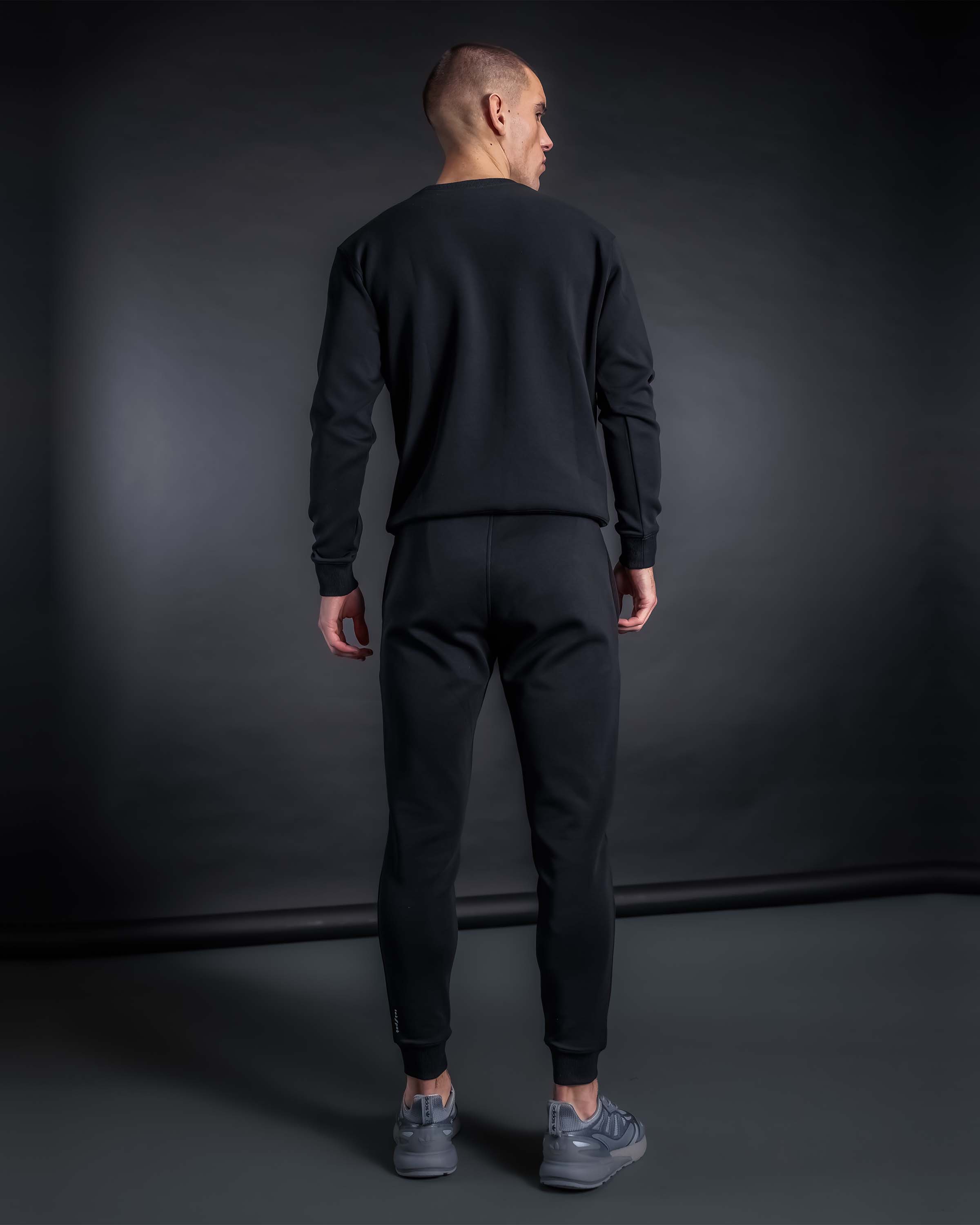 tek//pak Black Men's Crew Neck – POWERCUT®